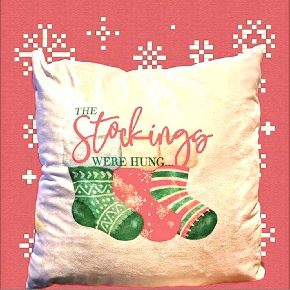 Christmas’s Throw pillow 17 x 17 velour